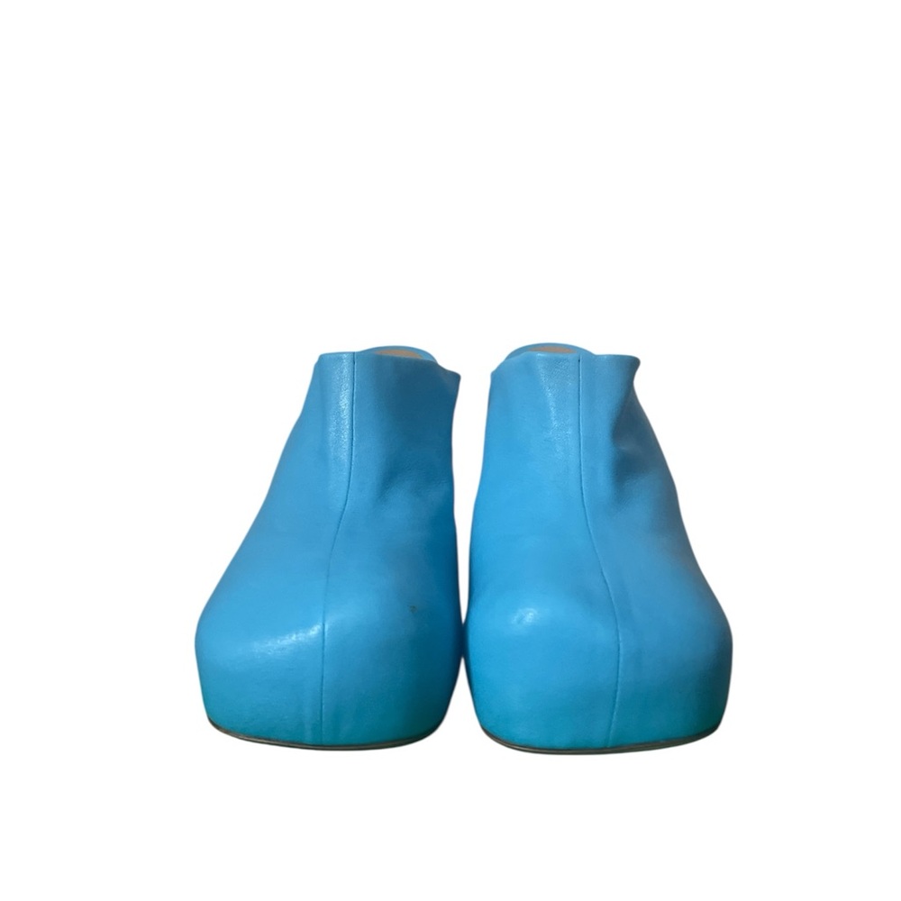 Bottega Veneta Vibrant Blue mules